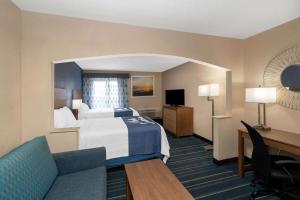 Days Inn by Wyndham Panama City