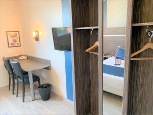 Hotels Comfort Hotel Dijon Sud - 21600 LONGVIC : photos des chambres