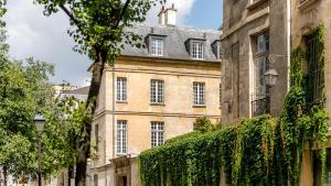 Appartements Luxury 3 bedroom Loft in Heritage Building - LE MARAIS : photos des chambres