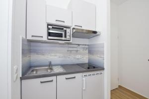 ruhige Lage, Ferienwohnung im Bäderstil mit Wintergarten - Villa Möwe FeWo 04