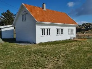 Utsira Overnatting - Kvalvik - Skudeneshavn