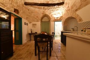 Trullo con 2 Camere da Letto