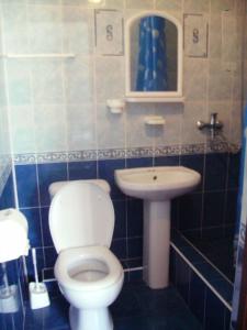 Standard Quadruple Room room in Liana Guest House
