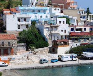 Ikonomakis Apartments Rethymno Greece