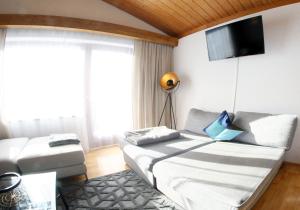 The Seefeld Retreat - Central Family Friendly Apartments - Mountain Views