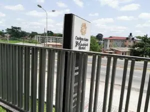 Room in Apartment - Carlton Gate Xclusive Hotel - Ijebu Igbo