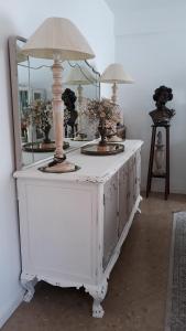 CHAMBRES DHÔTES CHEZ CATHERINE A REUS chambre de Paris avec salle de bains privée