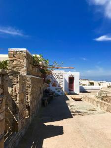 Themonia Traditional Home Folegandros Greece