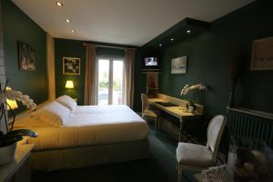 Chateaux et Demeures Hotels Le Cheval Noir : photos des chambres