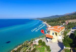 Giotas Sea View Apartment