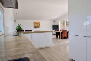 Bungalow between Amsterdam and Haarlem with sauna