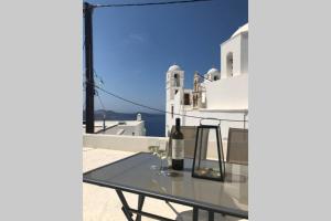 Rallou Traditional House Plaka Milos Greece