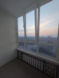 Студія з неймовірним краєвидом біля м Лівобережна ліфт інтернет працює