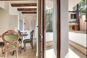 Venice traditional home with terrace