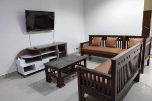 Awana Dream Whole Villa, 4bedroom 10pax , 5min to Alun Alun, Kraton, Malioboro bdc