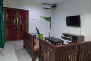 Awana Dream Whole Villa, 4bedroom 10pax , 5min to Alun Alun, Kraton, Malioboro bdc
