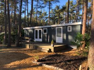 Three-Bedroom Chalet room in Caravanpark Siesta