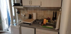 La Playa Studio Best location close to the Beach & center