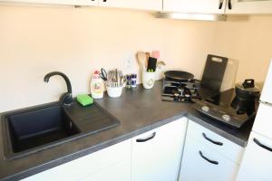 Maria Apartment Rootsi 9