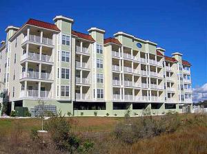 OCEAN MARSH 305 MARSHFRONT VILLA WITH OCEAN VIEWS, AND POOL in Myrtle Beach