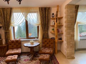 Villa Hills - къща за гости с храна