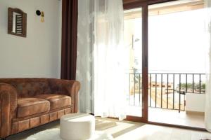 Sunny Seaside Escape in Aguadulce