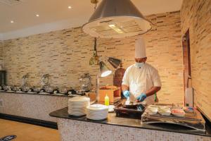 Dhafra Beach Hotel