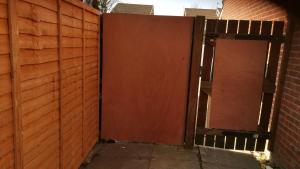 GARDNER HOLIDAYS HOUSE