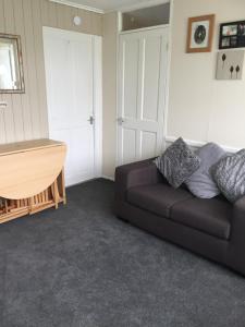 2 bed dog friendly chalet on sunbeach Scratby