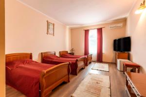 Triple Room room in Hotel Denis