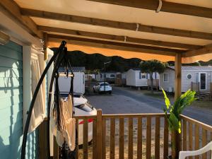 Villages vacances Mobil home dans camping 4* acces direct plage : photos des chambres