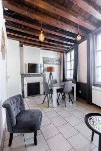 Appartements Au Bourg Neuf : photos des chambres