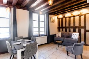 Appartements Au Bourg Neuf : photos des chambres