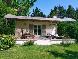 Maisons d'hotes La Bastide des Amouriers : photos des chambres