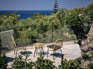 Galena Verde Deluxe SeaView Villas with Heated Pool, By ThinkVilla