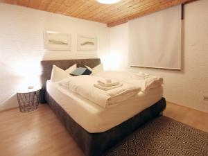 The Seefeld Retreat - Central Family Friendly Chalet - Mountain Views