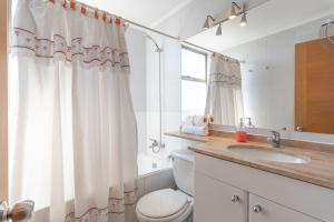 Uptown Ethnic - 2BR, Metro, Wifi, TV