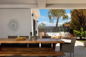 Artemisia Residence