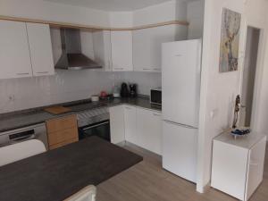 Luxury Apartment Accommodation, next to beach & train station Calella