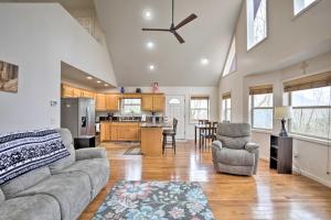 Cozy Hayesville Retreat w Deck & Mtn Views!
