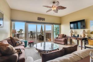Seaside Pointe by Book That Condo