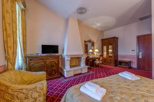 Alexios Luxury Hotel