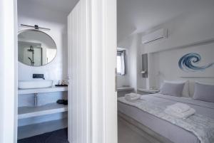 SALTY 2 Brand New 1 BD apartment in the heart of Naousa Paros Greece