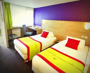 Hotels Kyriad Chantilly Sud - Luzarches : photos des chambres