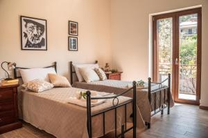 Double or Twin Room with Private Bathroom