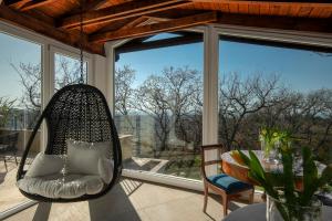Suite with Lake View - Attic