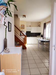 GITE JARDINTERRASSE COSY PRES PLAGES