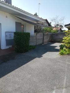 Maisons de vacances GITE JARDIN/TERRASSE COSY PRES PLAGES : photos des chambres