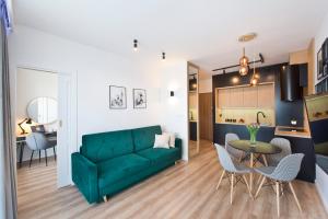 Q4 APARTMENTS Catrina