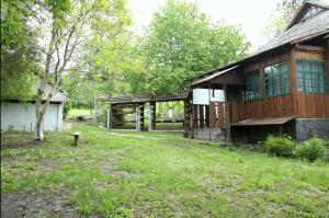 Садиба "БІля Виру"